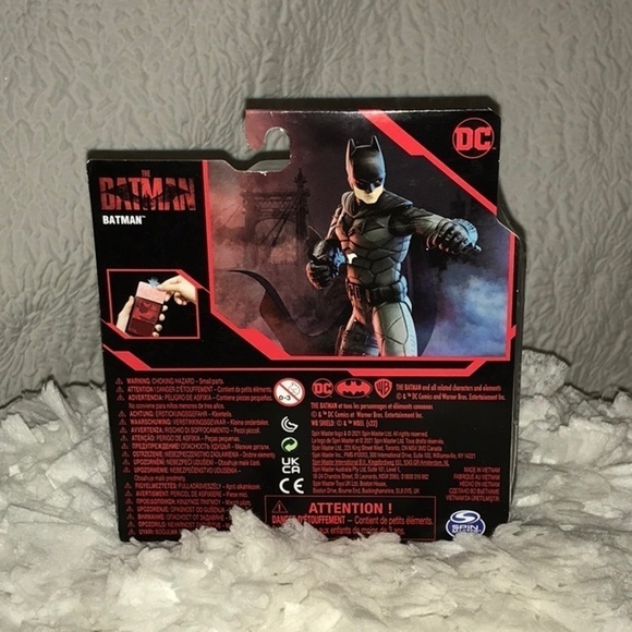 DC Comics The Batman Wingsuit Action Figure - Picture 7 of 7